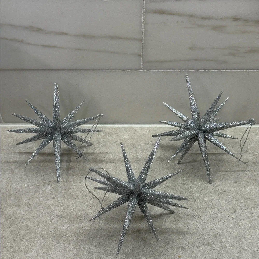 Set of 3 Silver Star Ornaments - Picture 1 of 1